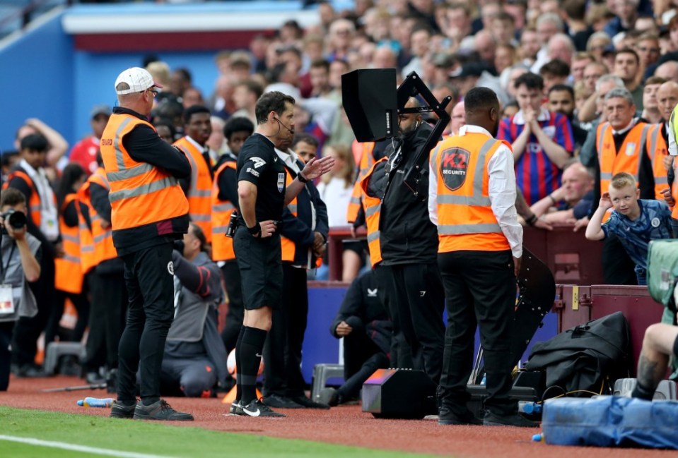 Landmark VAR moment at Aston Villa vs Crystal Palace as fans left stunned by extremely rare refereeing decision