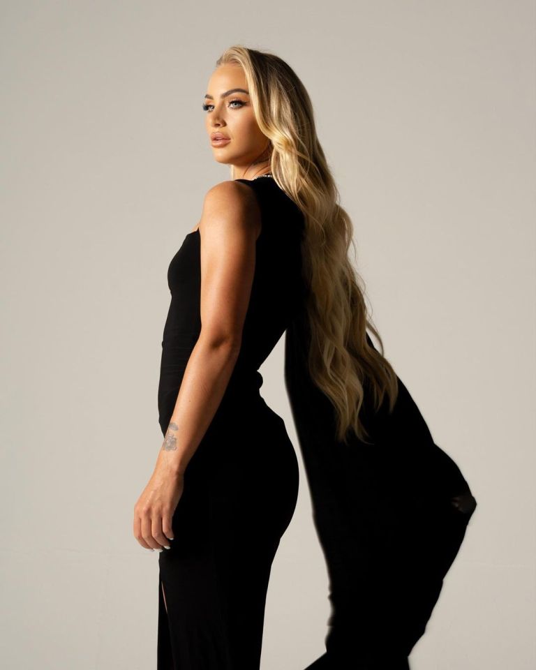 Glam footballer Alisha Lehmann told she’s ‘most beautiful girl in the world’ as she stuns fans in elegant black outfit