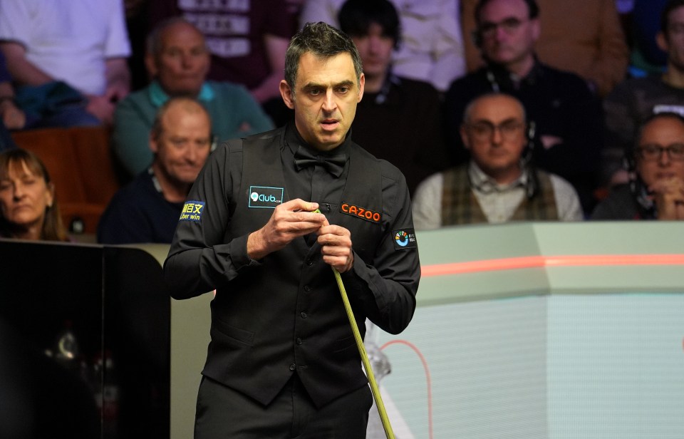 Ronnie O’Sullivan charges into World Snooker Championship quarter-final with rampant victory over Ryan Day