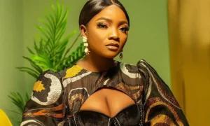 I Have Lost Myself In Recent Years – Simi