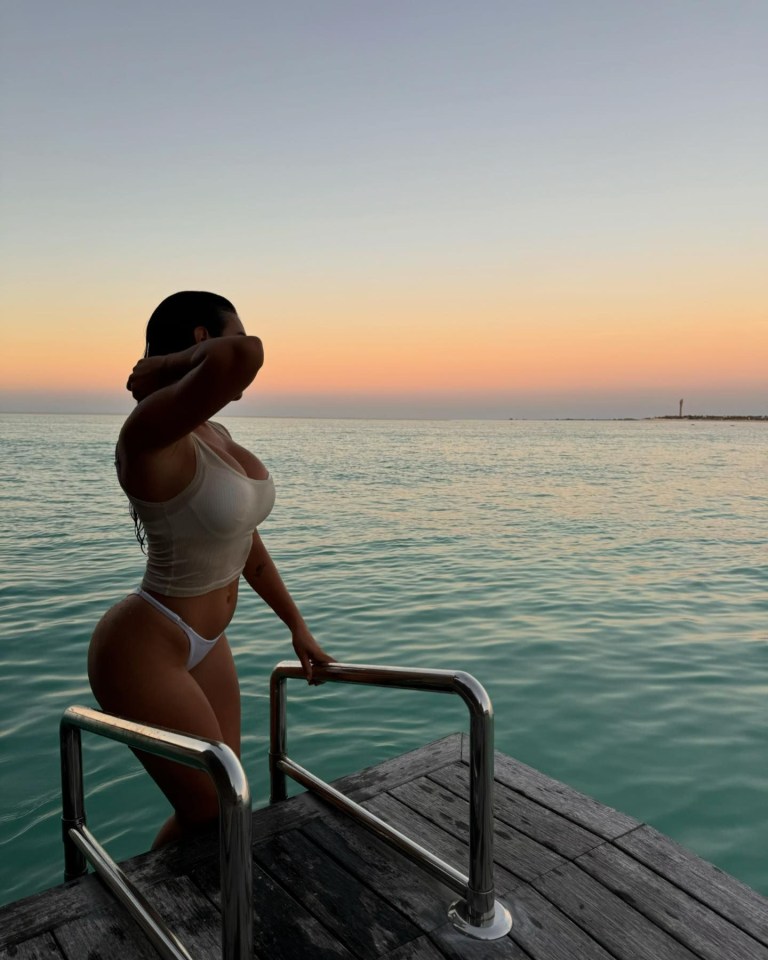 Georgina Rodriguez branded ‘Miss Universe’ as she shares stunning pics in the sea along with Cristiano Ronaldo in bed