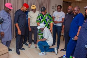 Okpebholo Kneels Before Akpabio After Winning Edo Guber Poll