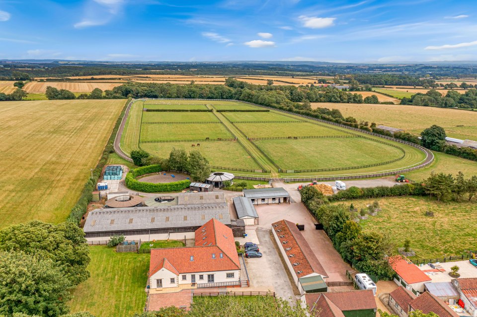 Top trainer puts ‘exceptional’ £1.9m home ‘in a lovely part of England with a great pub nearby’ up for sale after split