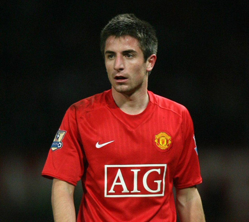 Former Man Utd star who replaced Cristiano Ronaldo on debut and regretted walking out on Sir Alex Ferguson retires at 37