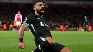 Salah’s late strike rescues point for Liverpool at Arsenal