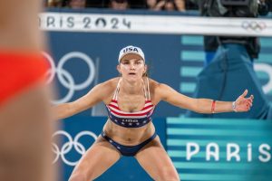 Who is Taryn Kloth’s Olympic beach volleyball partner Kristen Nuss and how many tour titles have they won?