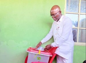 #OndoDecides2024: APC Candidate, Aiyedatiwa Casts His Vote