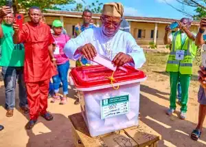 Ondo Election: Aiyedatiwa’s Deputy, Adelami Casts His Vote