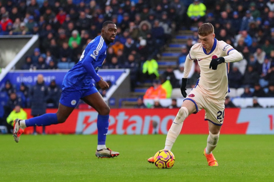 Leicester vs Chelsea second half delayed after freak injury to linesman