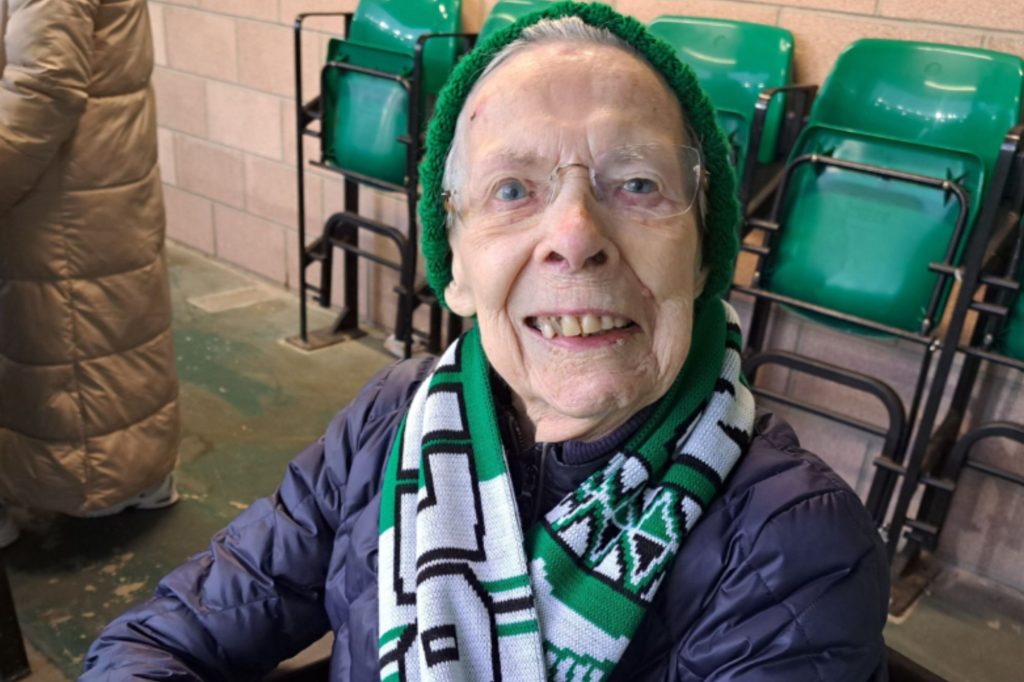 Britain’s most loyal footie fan has been watching Hibernian FC for 91 YEARS