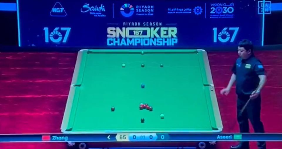 Riyadh Season Snooker Championship suspended as arena plunged into darkness with star on for million bonus